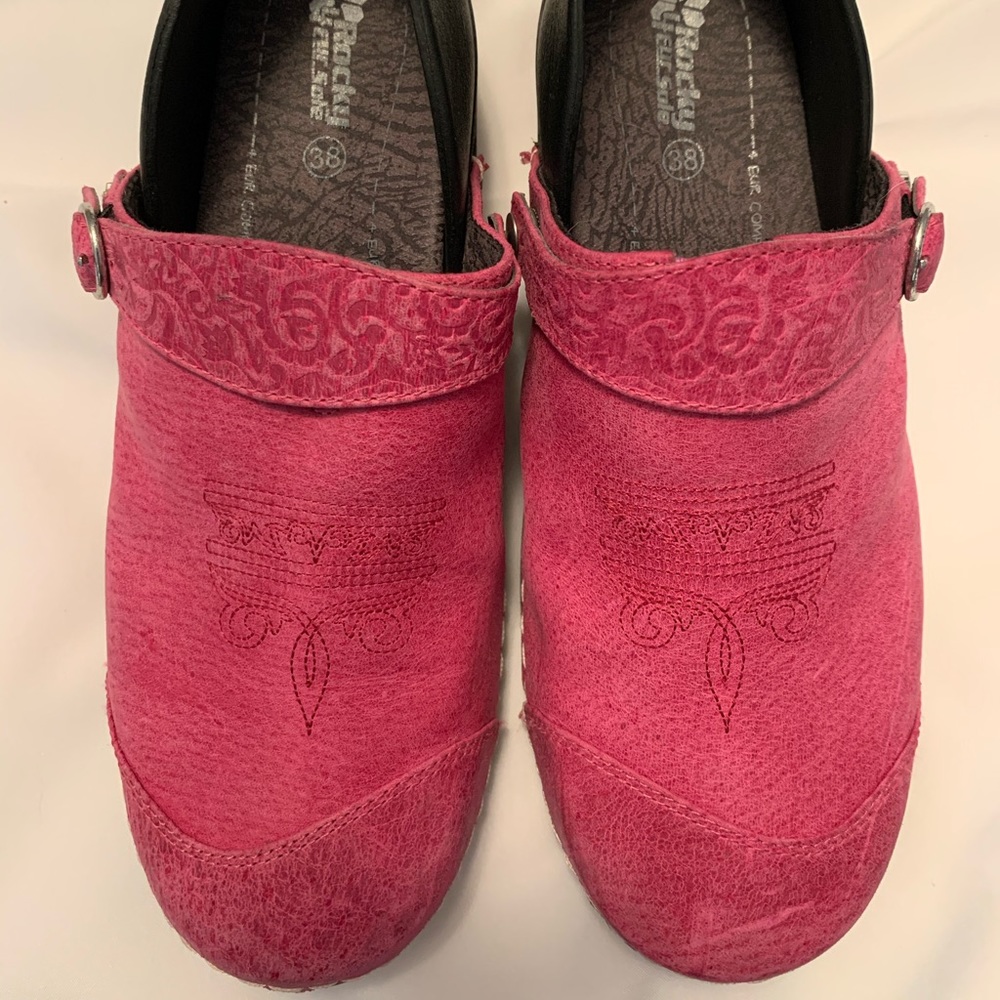 Rocky 4erysole size 38 bright pink slip ons